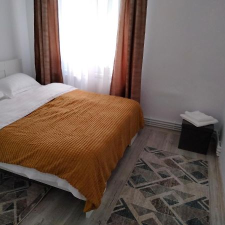 Bulevard Apartament Apartment Alba Iulia Bagian luar foto